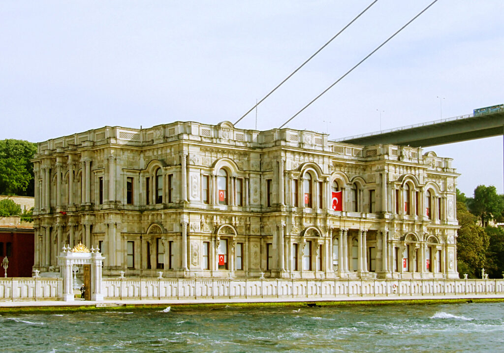 Tailor made vacations in Istanbul : Beylerbeyi Palace