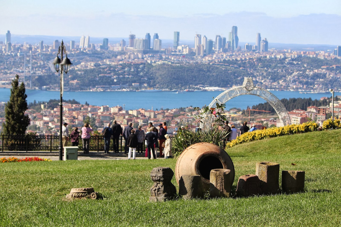 Best Places To Take A Selfie In Istanbul : Camlica Hill
