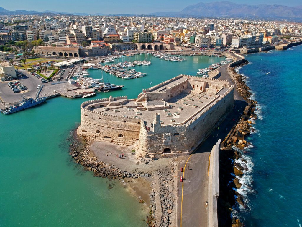 Island Hopping in Greece : Heraklion Crete