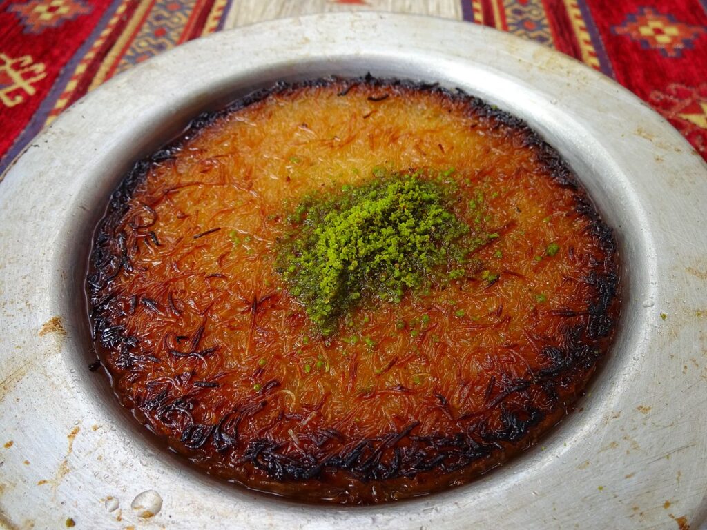 Turkish desserts : Künefe