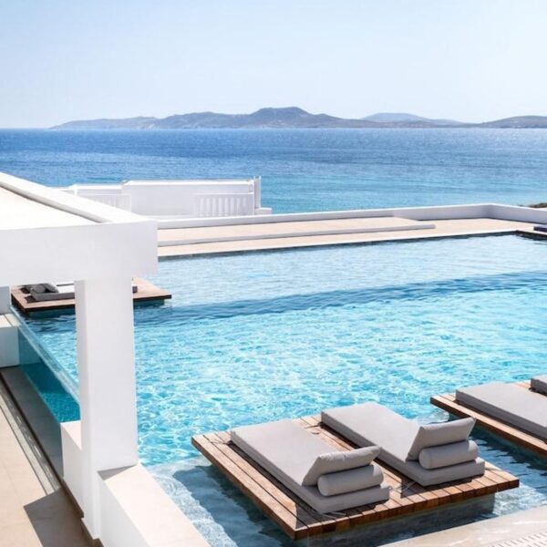 Manoulas Beach Mykonos Resort