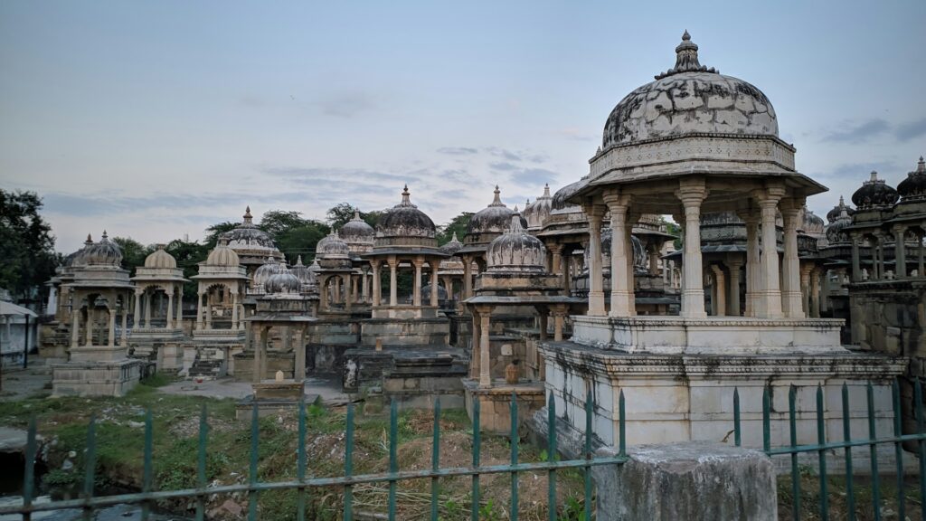 Best Places to Visit in Udaipur / Ahar 