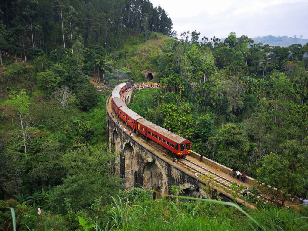 Best Places to Visit in Ella / Nine Arch Bridge