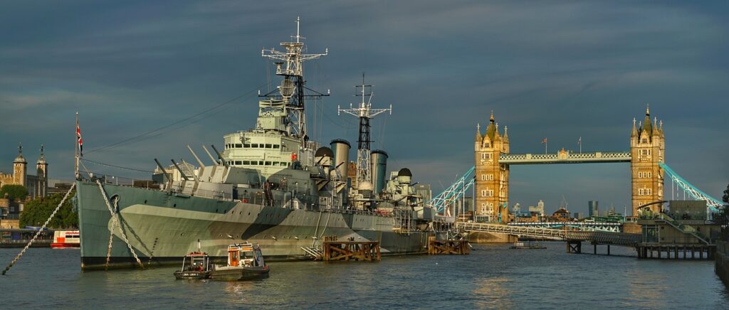 Best Places to Visit in London in 2024 / HMS Belfast