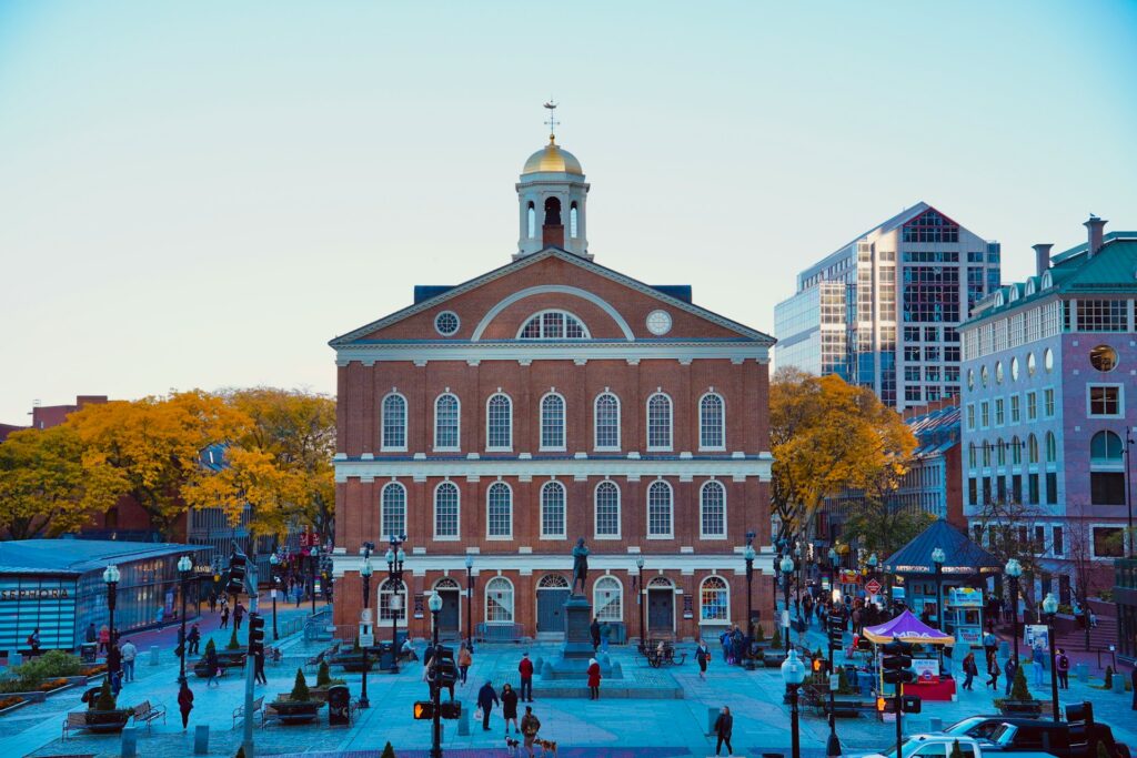 13 Best Places to Visit in Boston / Faneuil Hall Marketplace