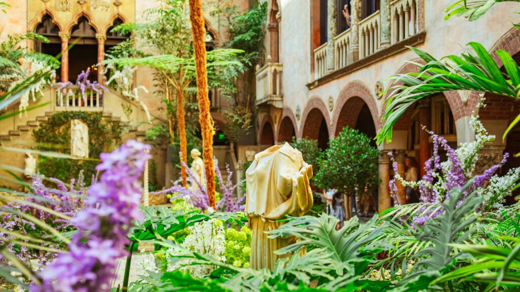 13 Best Places to Visit in Boston / Isabella Stewart Gardner Museum