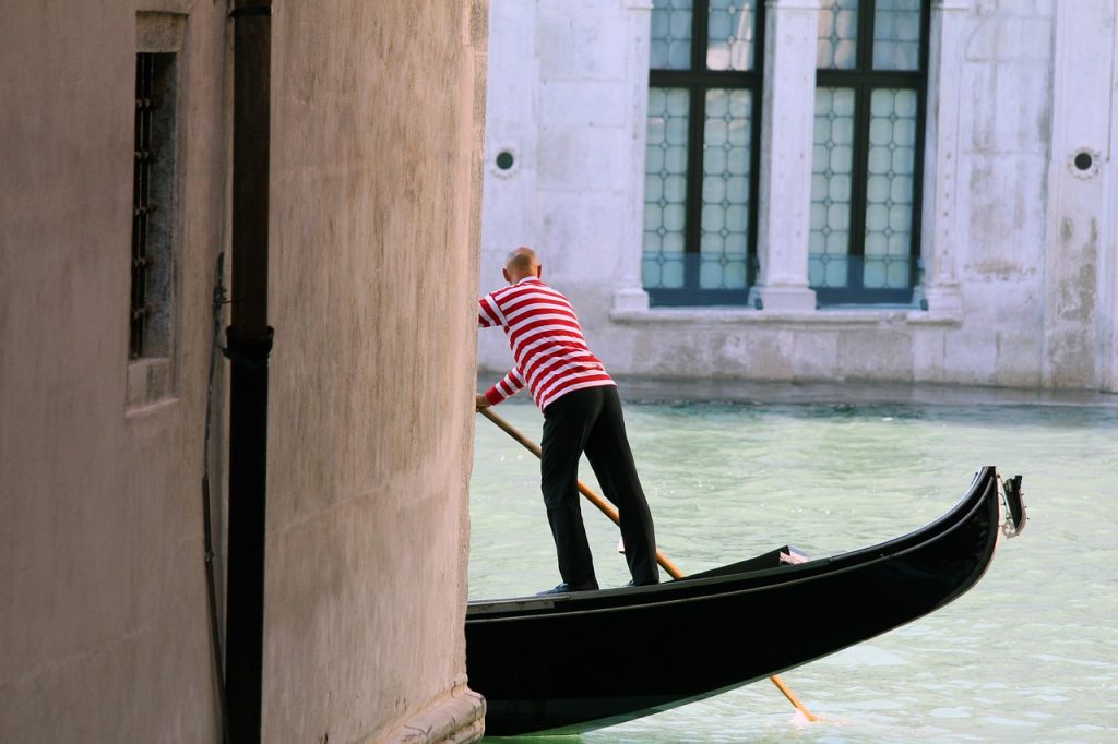 Guided Tours to Italy / Venice, Gondola